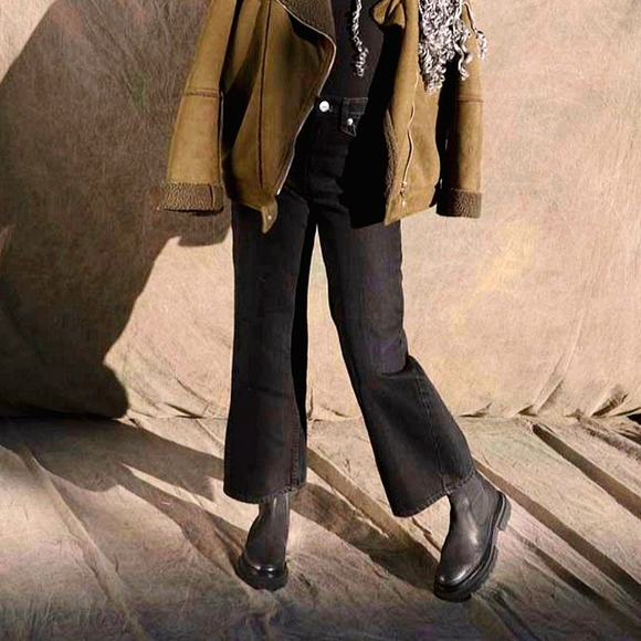 Seychelles | Savor The Moment Chelsea Combat Boot - Picture 2 of 16